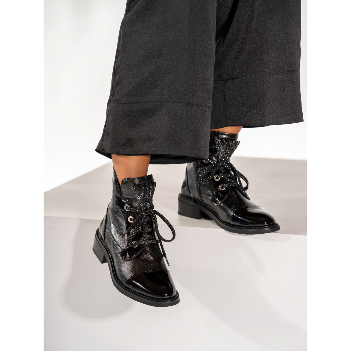 Escarpins Talons Hauts 6" Carvela Noir - Pointure 38/5 - Suède - Très Bon État